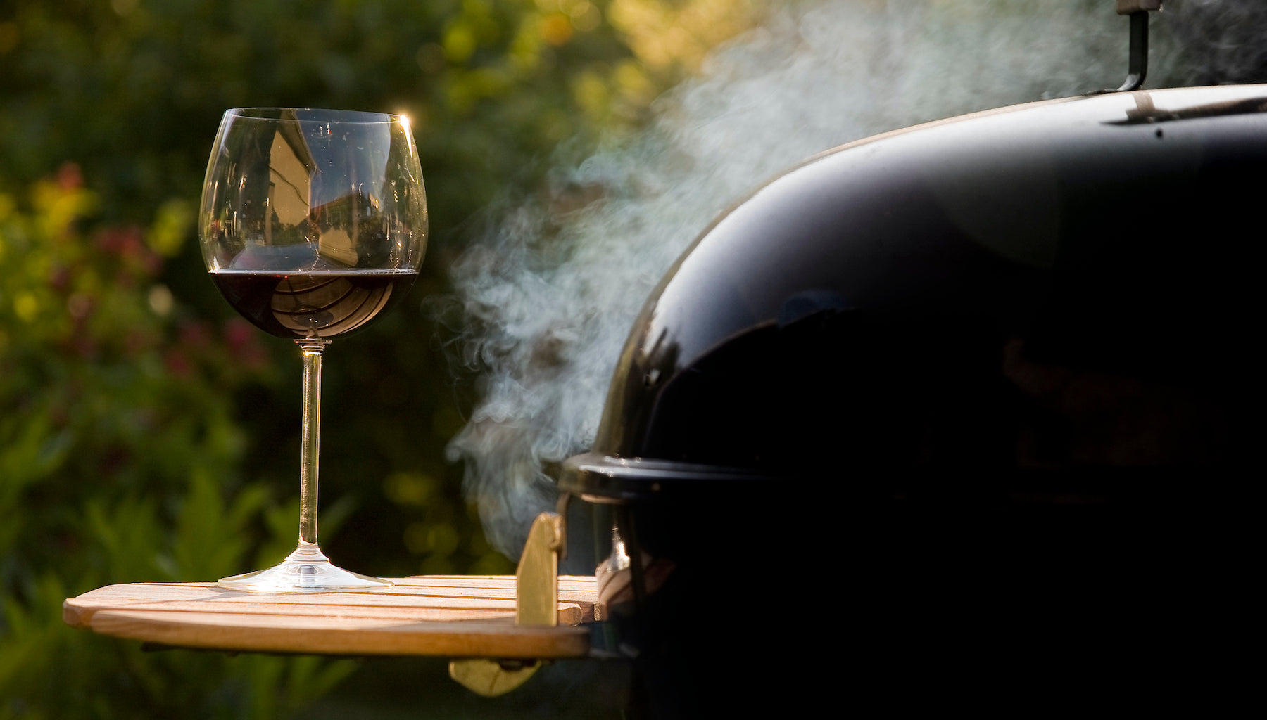 Wine-and-BBQ-146803279 2051x1465